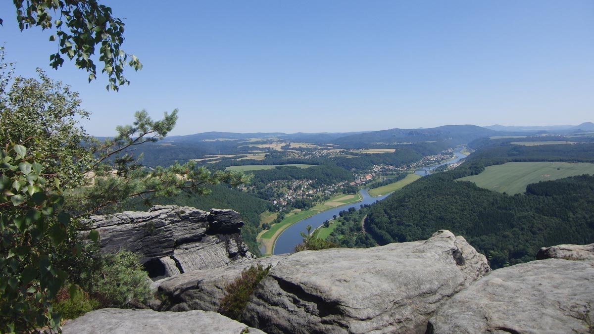 Blick vom Lilienstein auf die Elbe